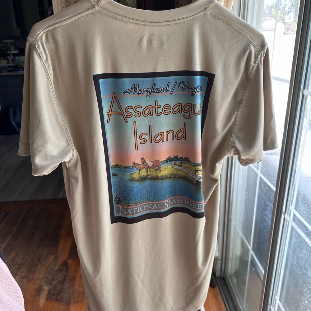 Assateague Island Graphic Short-Sleeve Shirt - Tan